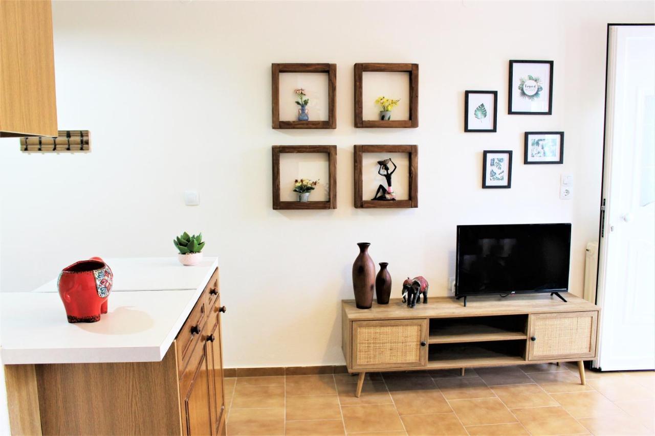 Marietta'S Comfy Apartment 레팀노 외부 사진